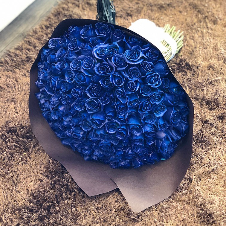 Maxi ramo de 200 rosas amor blue