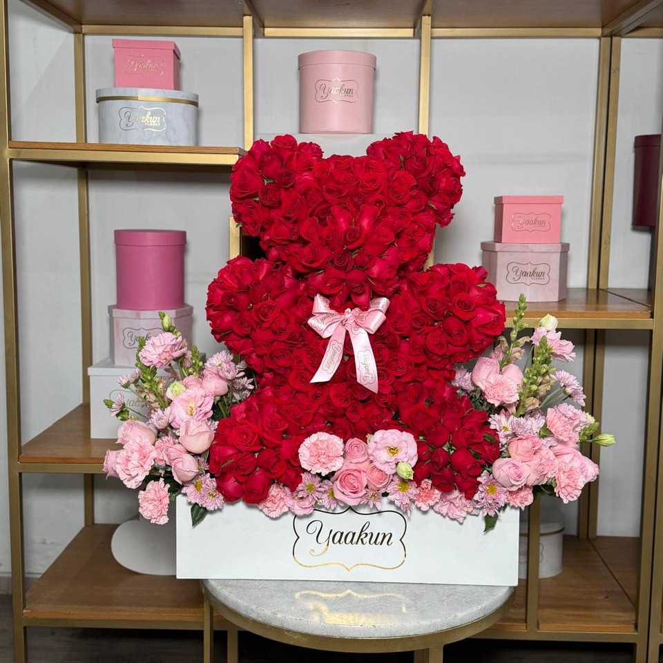 Oso de 450 rosas rojas jarden sweet caja blanca